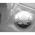 1 oz silver MAPLE LEAF 2001 $5 BU in original blister